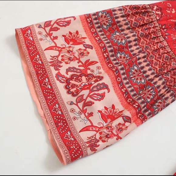 LAST ONE Floral Lantern Sleeve Mini Dress - Picture 2 of 15